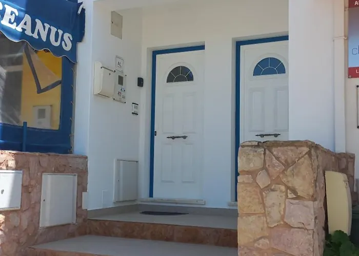 Sagres Sunny Room With Private Bathroom 300M From The Beach