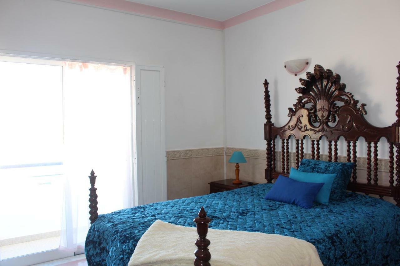 Sunny With Private Bathroom 300m From The Homestay *